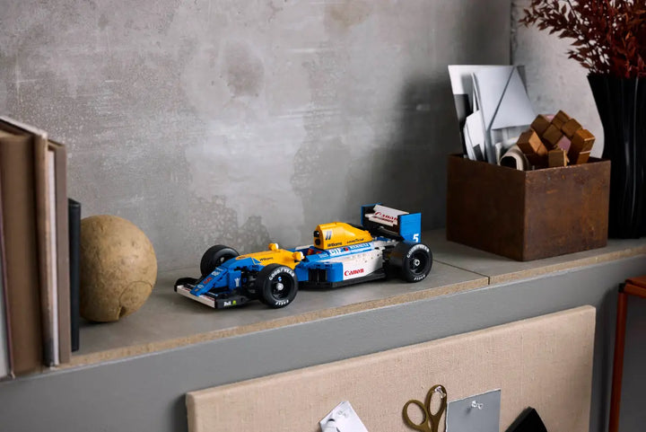 Lego® Icons Williams Racing FW14B & Nigel Mansell