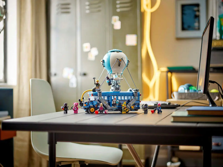 LEGO® Fortnite Battle Bus