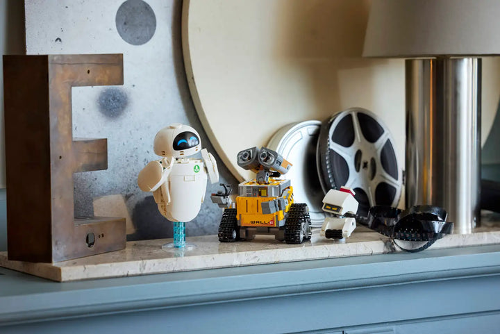 Lego® Disney WALL-E and EVE