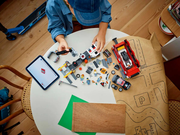 Lego® City Scrapyard with Cars