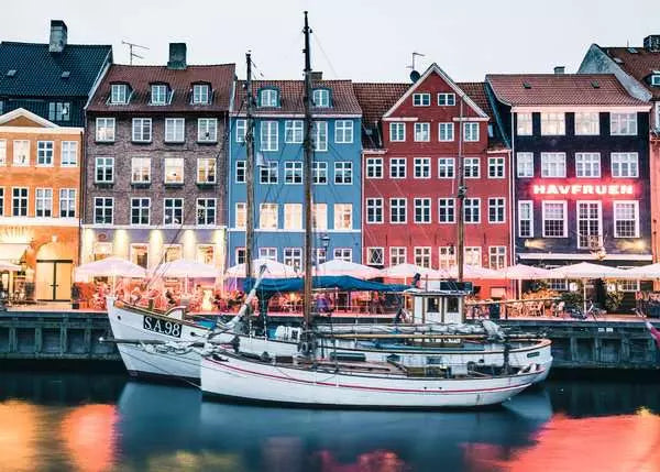 Ravensburger Scandinavian Places Copenhagen, Denmark 1000pc Puzzle