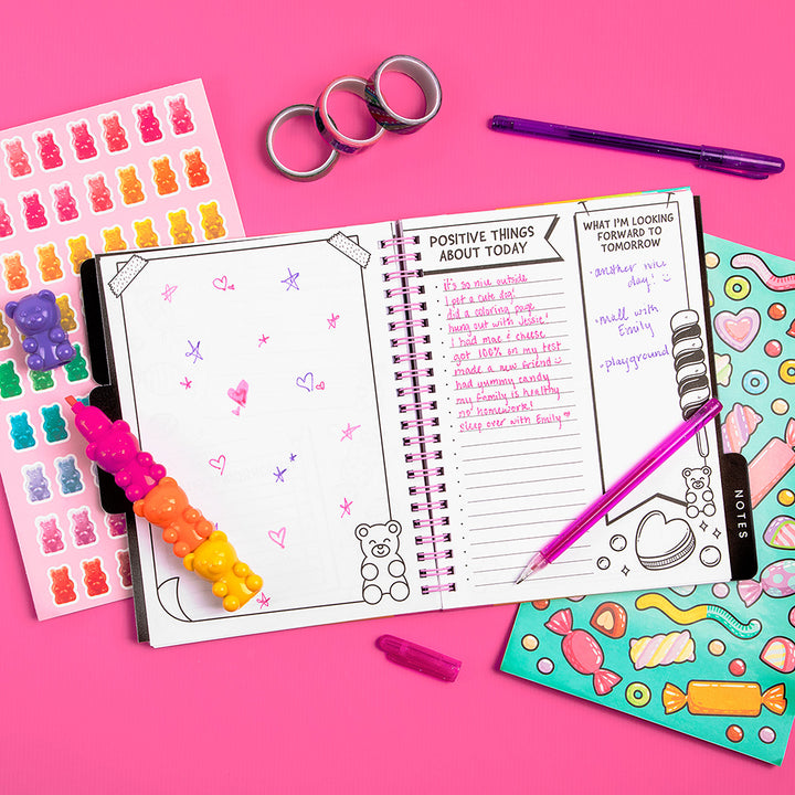 Fashion Angels - Yummy Gummies Graphic Journal