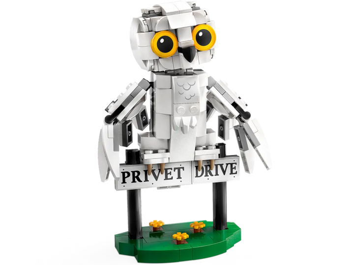 Lego Harry Potter Hedwig At 4 Privet Drive