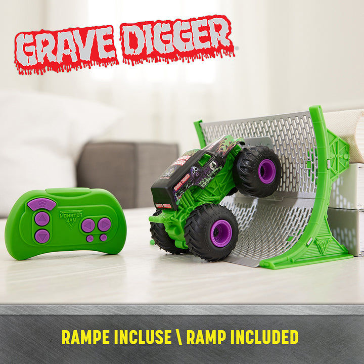 Monster Jam 1:64 Monster Truck Grave Digger Remote Control
