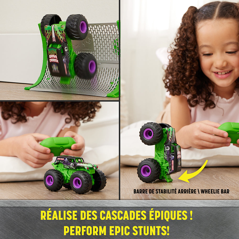 Monster Jam 1:64 Monster Truck Grave Digger Remote Control
