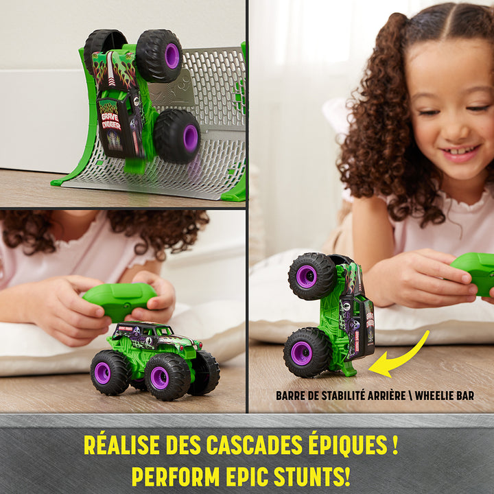 Monster Jam 1:64 Monster Truck Grave Digger Remote Control