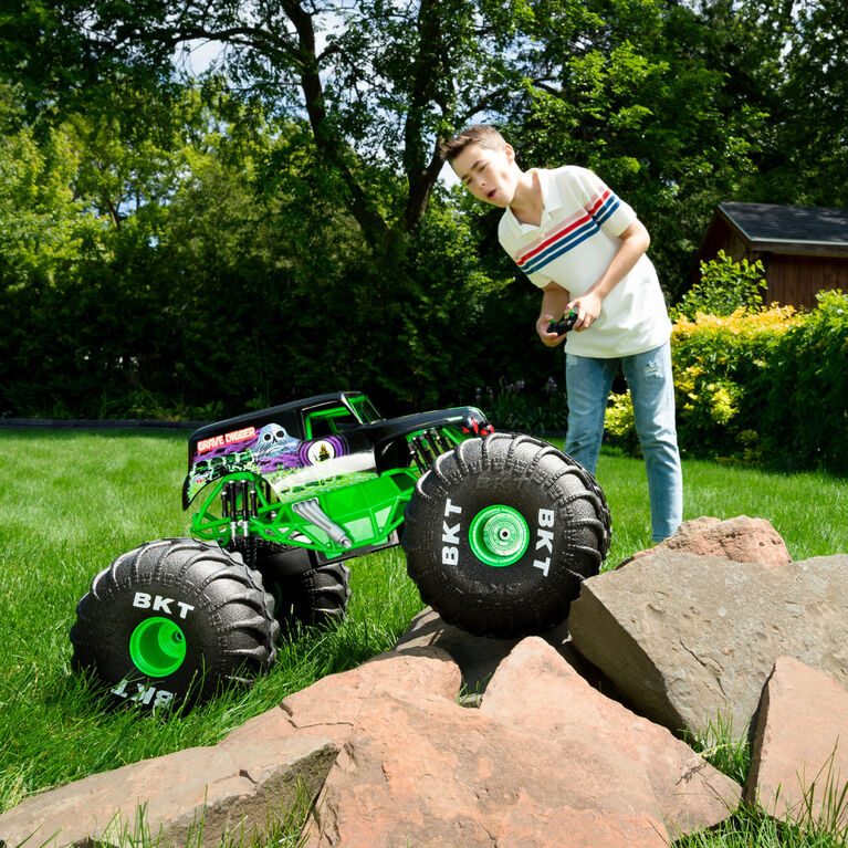 Monster Jam RC Mega Grave Digger Radio Control