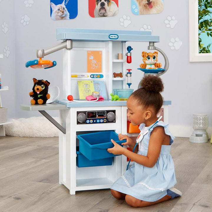 Little Tikes - My First Veterinary Clinic