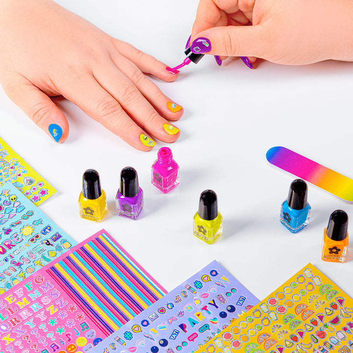 Fashion Angels Mega-Mani Manicure Set