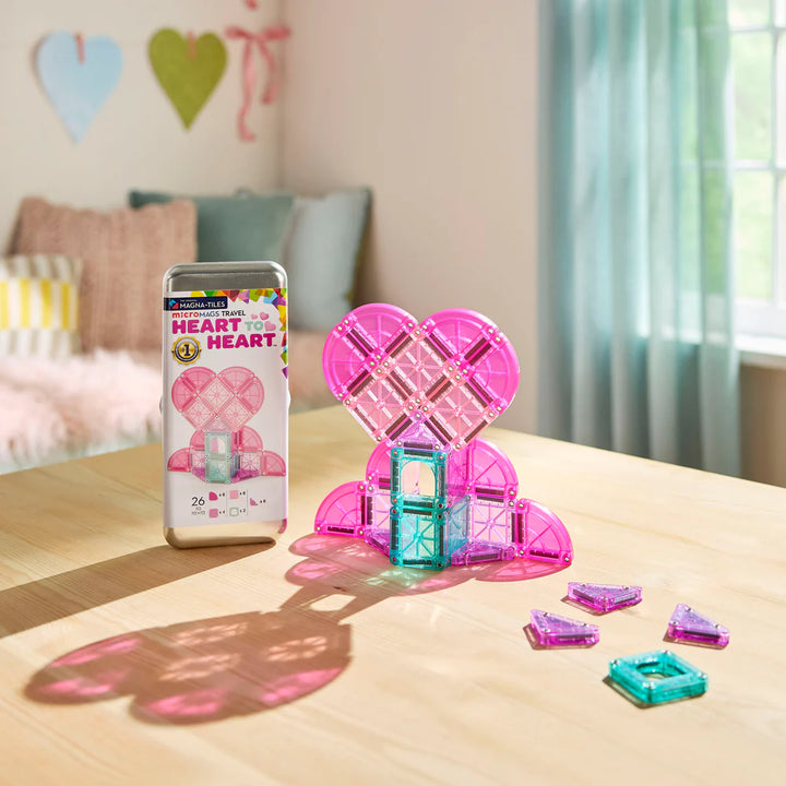 Magna-Tiles MicroMAGS Heart to Heart 26 Piece Travel Set