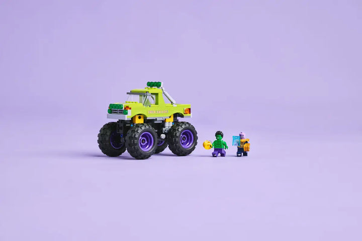 LEGO® Marvel The Hulk Truck vs. Thanos