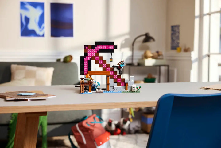 LEGO® Minecraft® The Pickaxe Mine