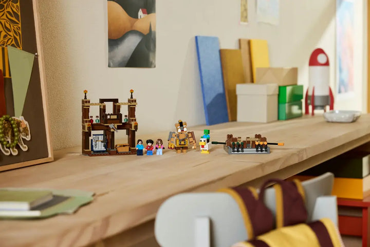 LEGO® Minecraft® Woodland Mansion Fighting Ring