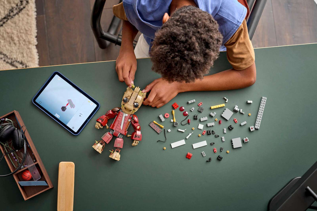 LEGO® Marvel™ Ravager Jumpsuit Groot