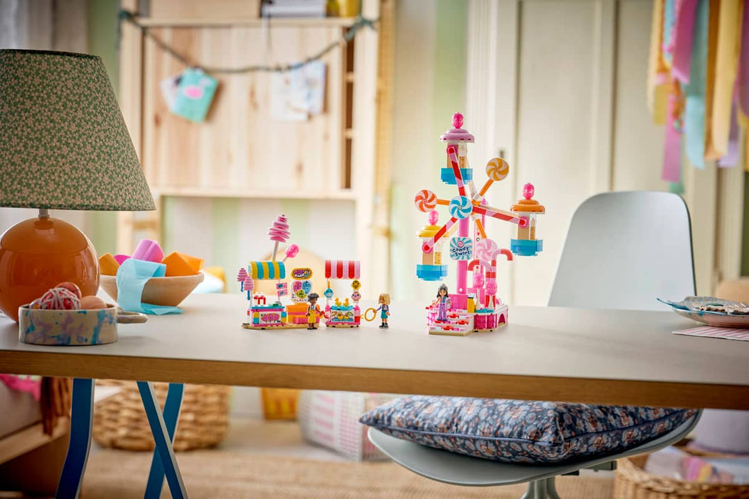 Lego® Friends Candy &amp; Cupcake Ferris Wheel