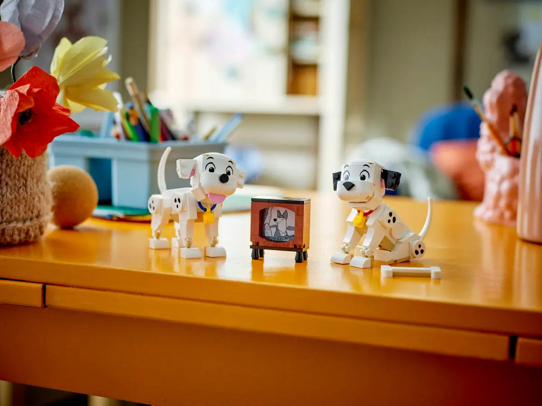 LEGO® Disney Lucky & Penny 101 Dalmatians Puppies