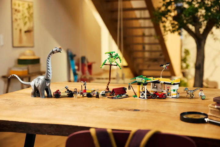 Lego Jurassic World Raptor & Titanosaurus Tracking Mission