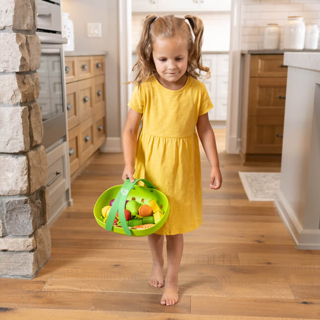 Pretendables Fruit And Veggie Basket Set