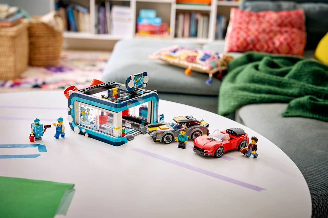 LEGO® City Drive-Through Car Wash