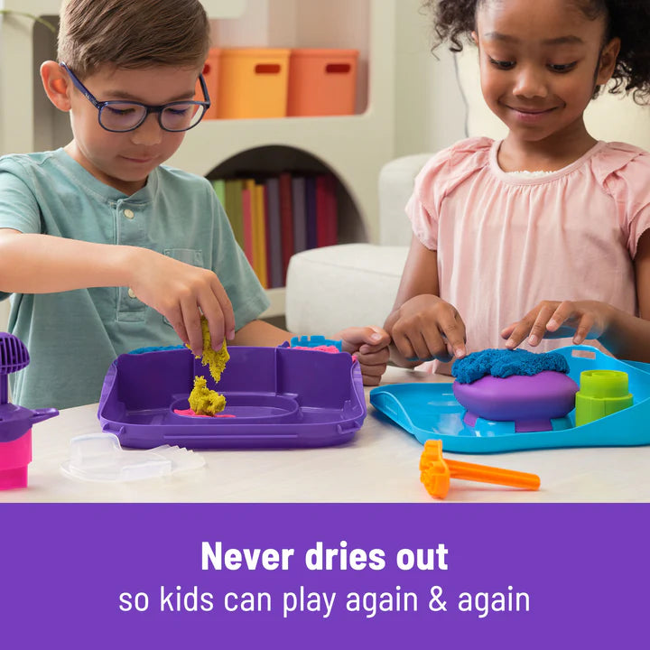Kinetic Sand Squish Motion Set