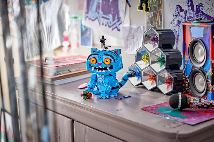 Lego® KPop Demon Hunters™ Derpy Tiger and Sussie Bird