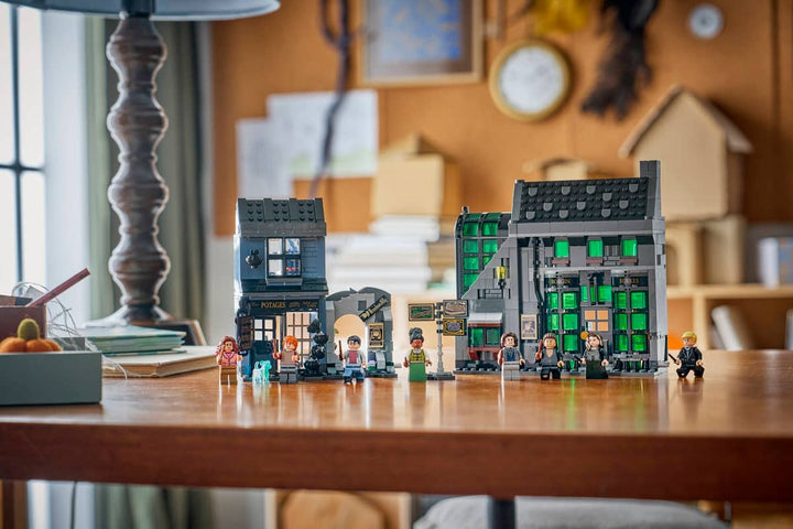 Lego® Harry Potter™ Knockturn Alley™ Wizarding Shops