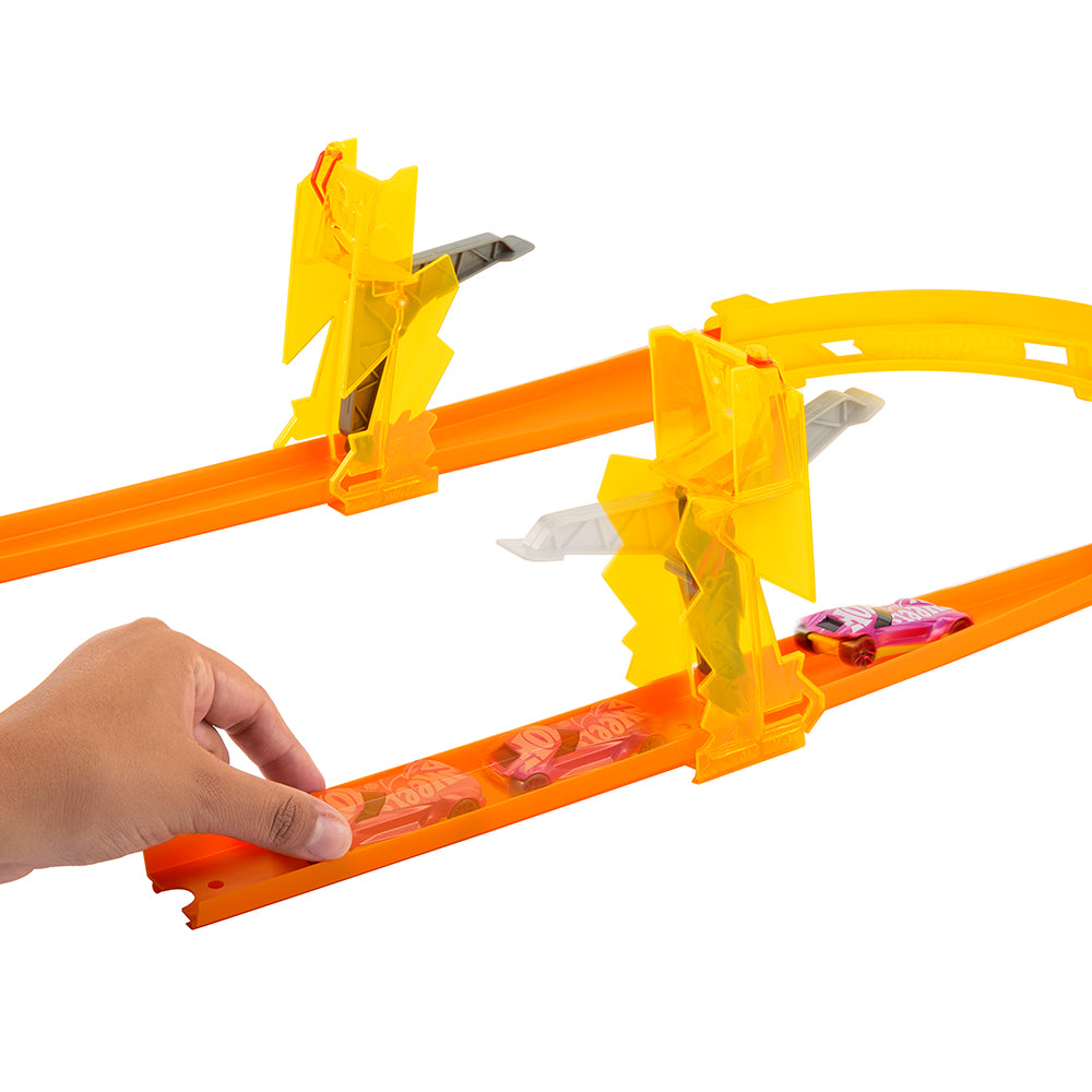 Hot Wheels Track Builder Lightening Boost Pack