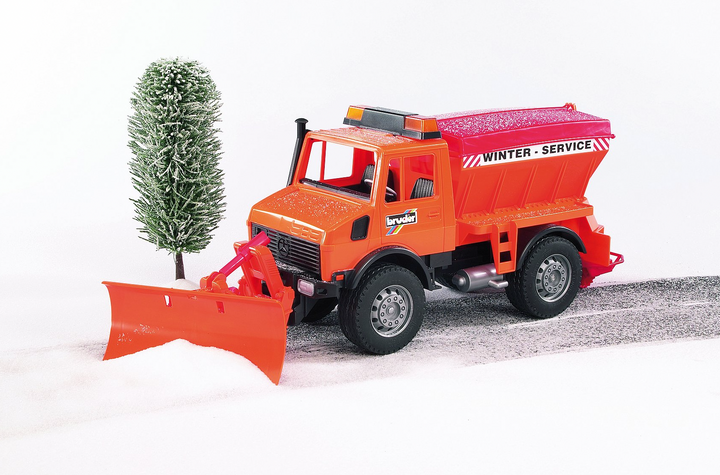 MB Unimog Winter Service with Snow Plough