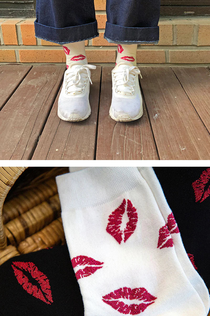 Teen/Women Crew: Kiss Socks