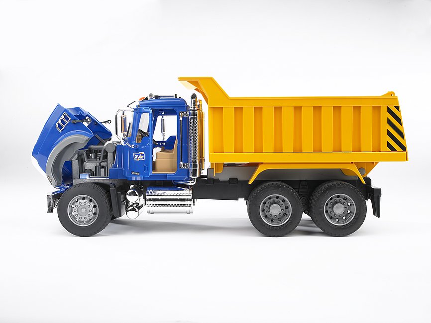 MACK Granite Tip Up Dump Truck